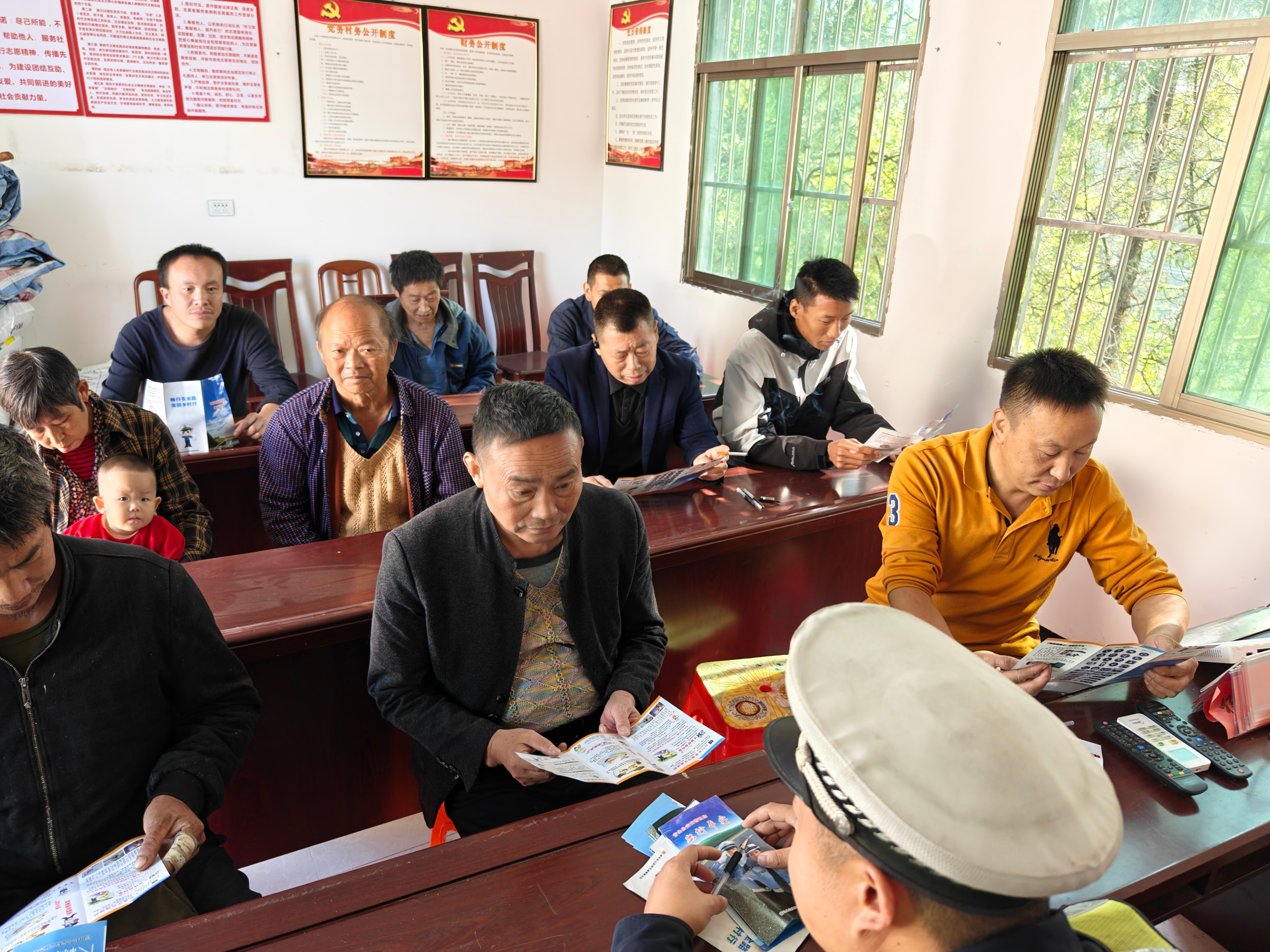 番寺坪村民委员会交通新闻更新